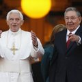 Paavst kohtus kinniste uste taga Kuuba presidendi Raúl Castroga