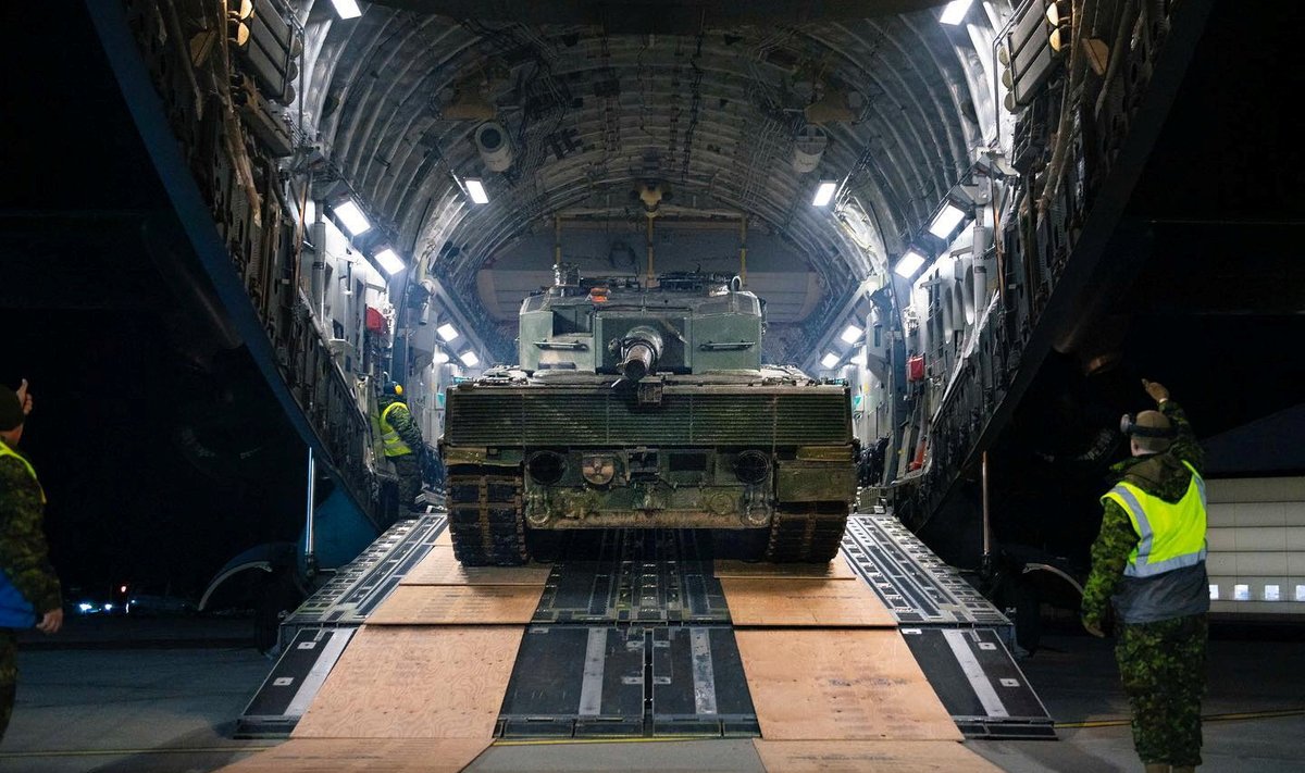 В Польшу прибыл первый из четырех танков Leopard 2