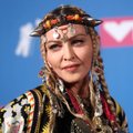 VIDEO | Madonna kummaline pühadevideo on fännid muretsema pannud: kes see inimene on?