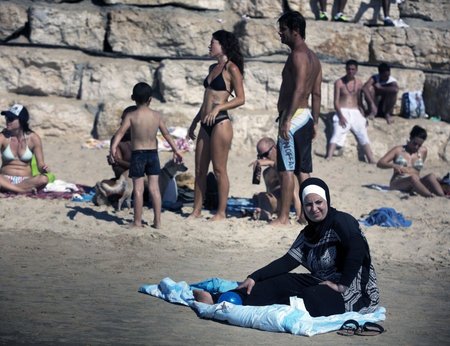 Mosleminaine ramadaani ajal Vahemere rannas
