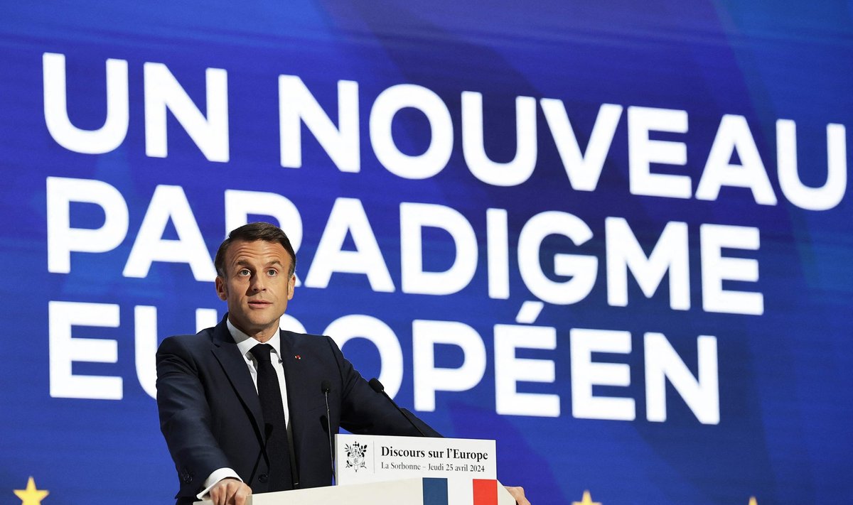 VAJA ON UUT: Prantsusmaa presidendi Emmanuel Macroni sõnum ei saaks olla selgem: „Euroopa uus paradigma“ seisab tema selja taga seinal.