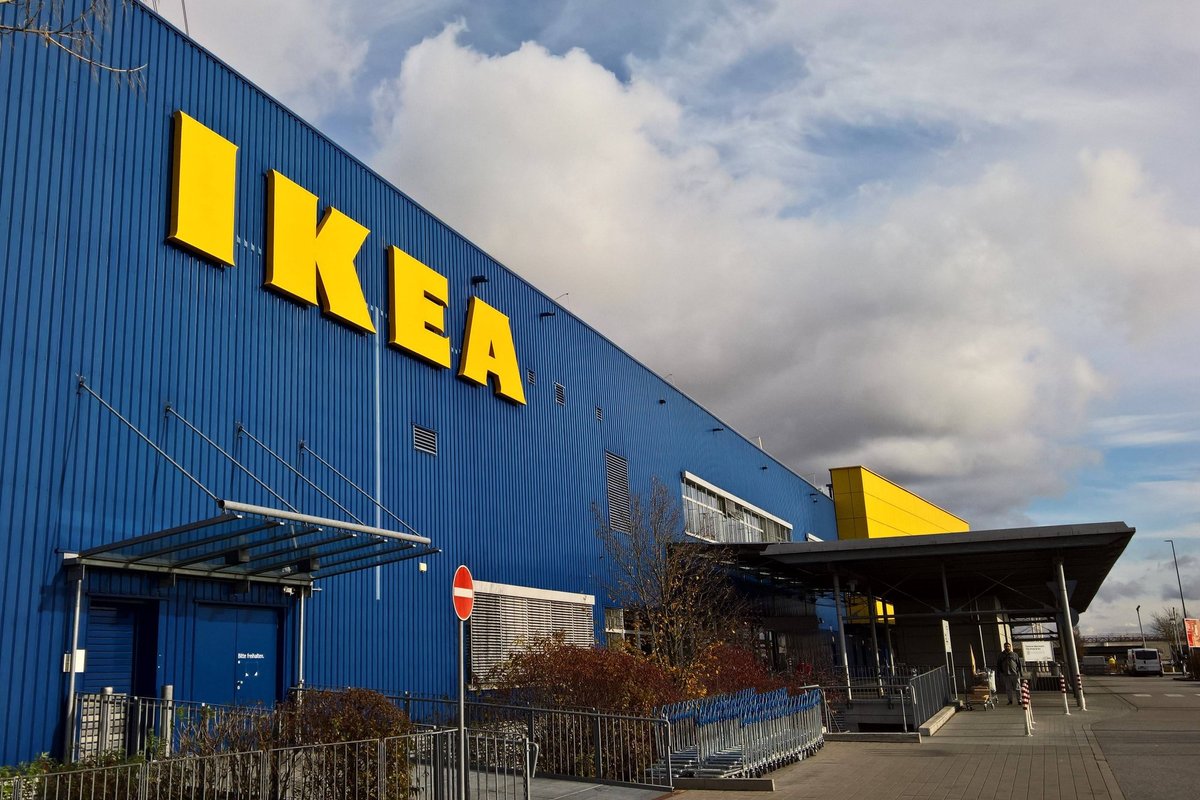 IKEA представила гигантские фрикадельки размером с индейку - Бублик