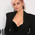 Muusikatööstuse hämarad telgitagused: 29-aastane Bebe Rexha on tähtsate meeste arvates liialt vana, et olla seksikas