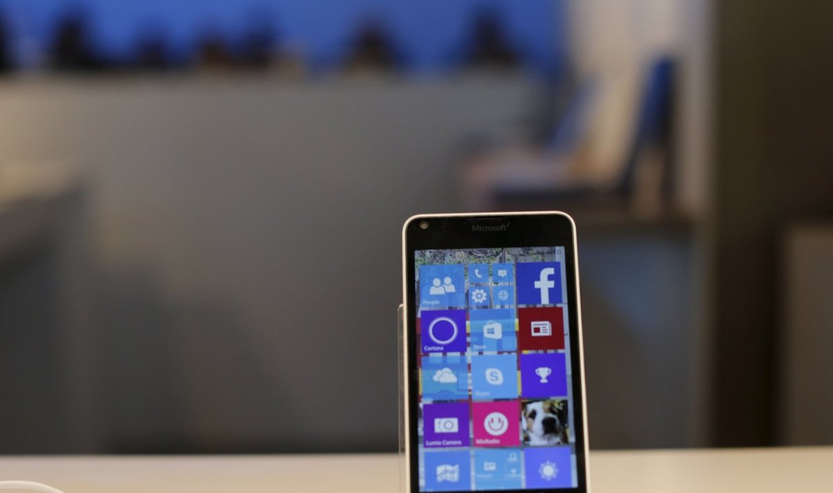 Illustreerival eesmärgil: Win 10 jooksutav Lumia telefon. (Foto: REUTERS)