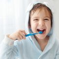 Hambaarsti juures peaks kontrollis käima juba varakult! Apteeker annab nõu: mida jälgida väikelaste suuhügieeni juures?