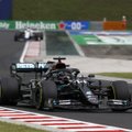 Mercedes värvib ka Formula E-s oma masinad mustaks