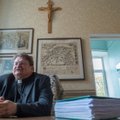 Video: Narva Aleksandri koguduse õpetaja Villo Jürjo on kiriku pankroti äärele juhtinud