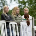 FOTOD: Rahvariietes Evelin Ilves käis koos tütrega Kihnu Virve kontserti kuulamas