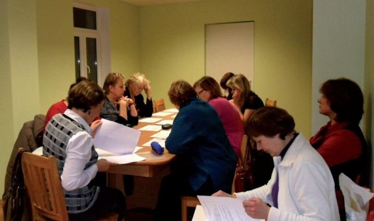 Volikogu sotsiaalkomisjon pidas oma novembrikuu koosoleku vastvalminud koosolekute ruumis Rummu Päevakeskuses