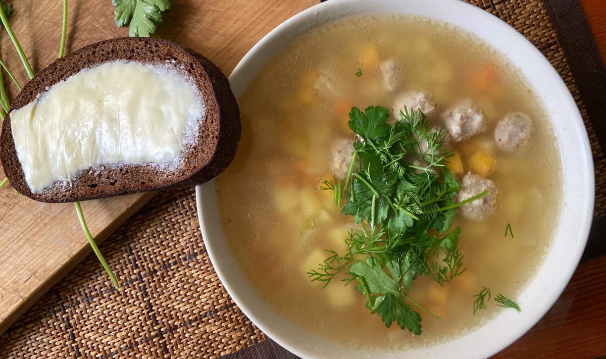 Kõige lihtsam viis odavalt aga samas tervislikult toituda, on keeta korralik potitäis suppi.