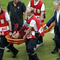 ФОТО и ВИДЕО: Роналду покинул поле в финале Евро-2016 на носилках
