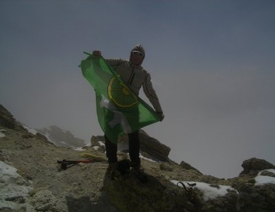 2. augustil 2012 seisis Lokuta külavanem Mati Terestal Märjamaa valla lipuga Iraani kõrgeima mäe Damavandi tipus 5671 meetri kõrgusel.