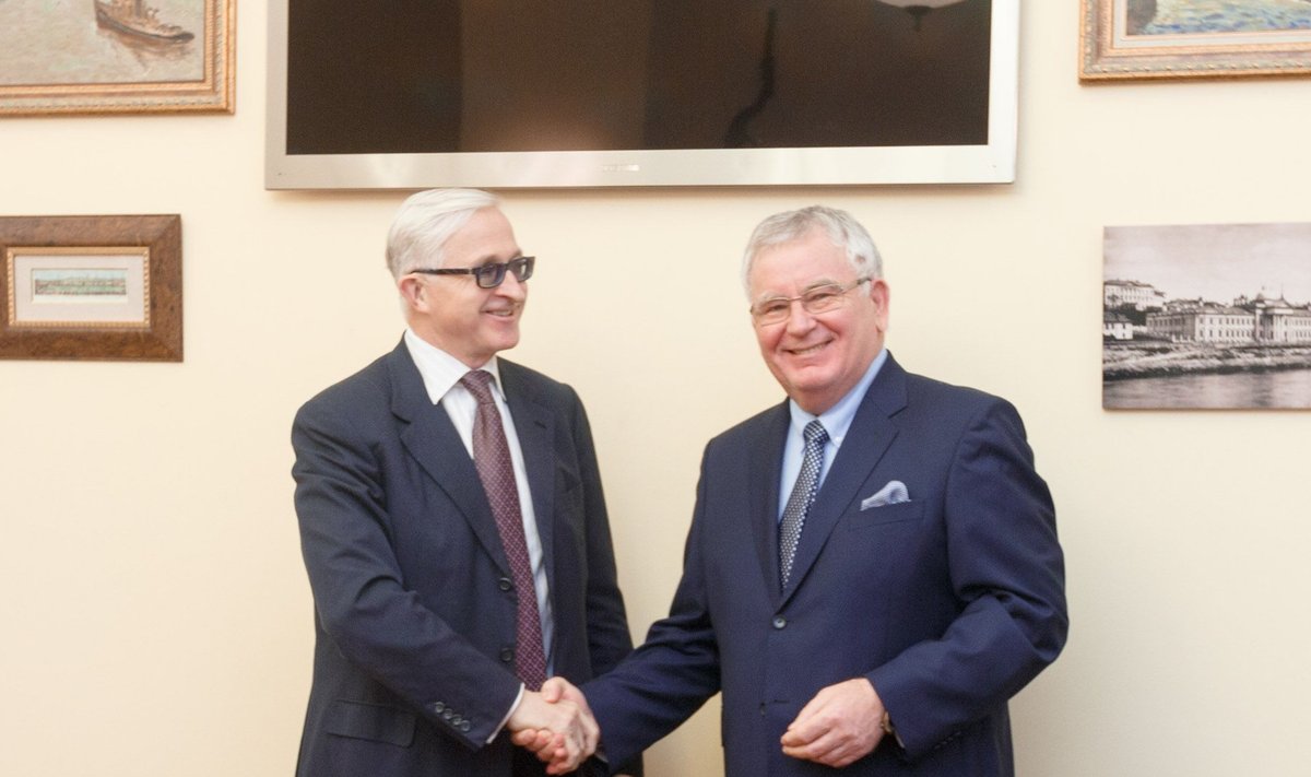 Tiit Vähi (paremal) ja  Venemaa tööandjate liidu president Aleksander Šohin.