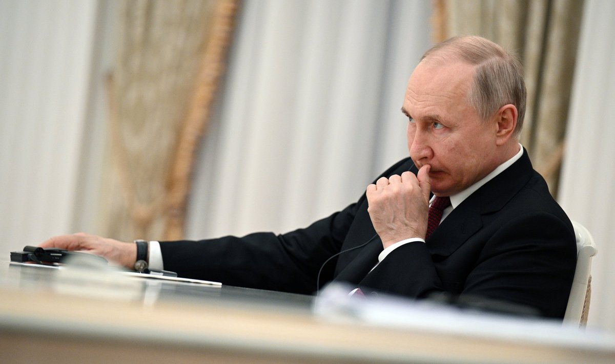 KINNISIDEE: „Minevikku takerduvad kinnisideed määratlevad kogu Putini 23 aasta pikkuse valitsemisperioodi,“ kirjutab Kadri Paas. 