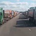 VIDEO | Muuga sadamas ootavad viljaveoautod üle kahe kilomeetri pikkuses järjekorras