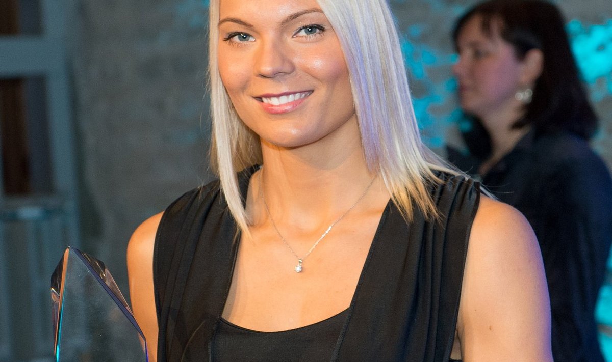 Mullune Eesti aasta parim naiskergejõustiklane Eleriin Haas on hädas tehnikaga.