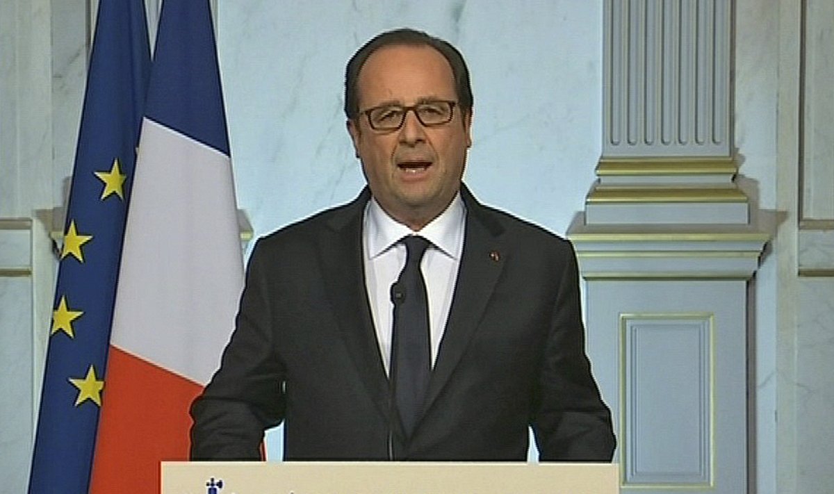 Francois Hollande kõnelemas Nice'i rünnakust