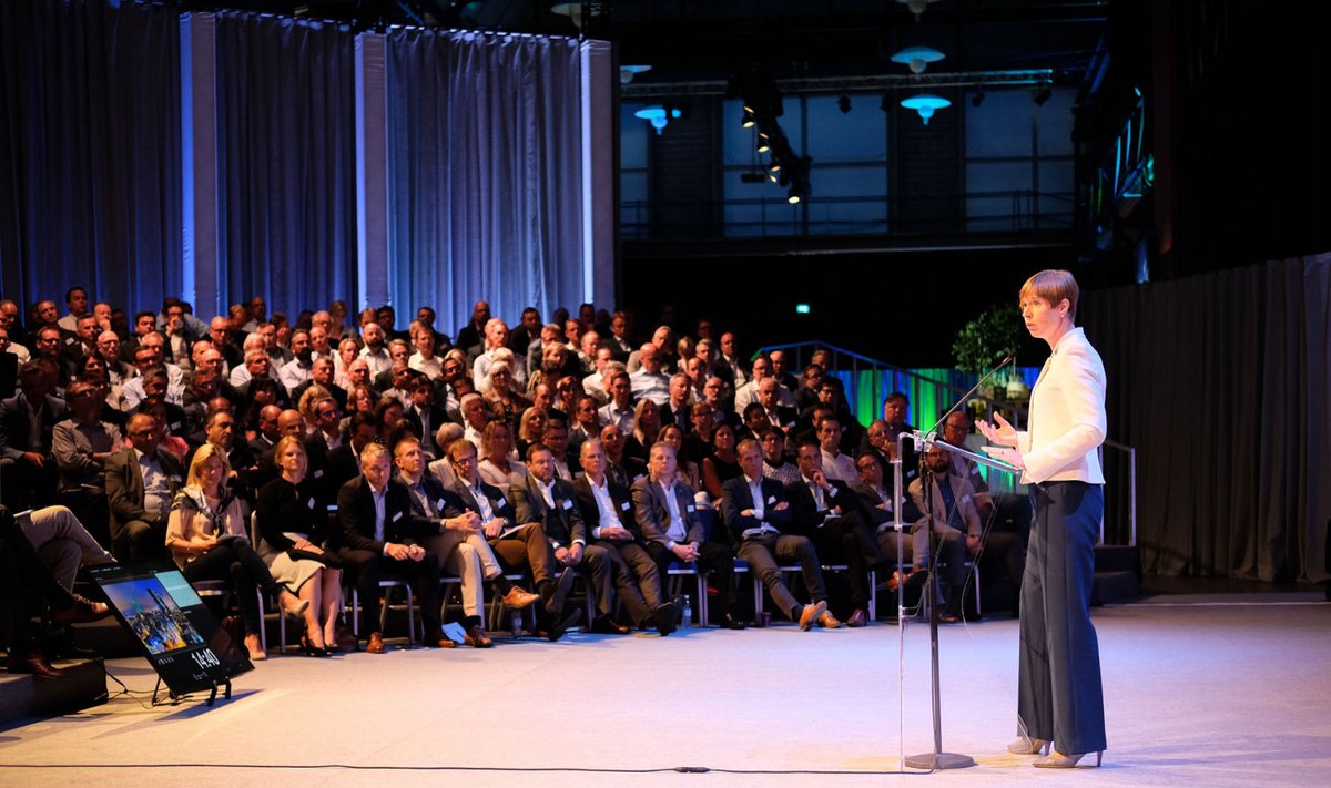 President eile Göteborgis Volvo grupi tippjuhtide konverentsil. (Foto: Mattias Tammet / Vabariigi Presidendi Kantselei)
