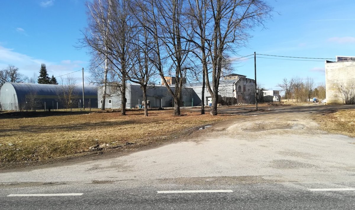 Oksjonikeskuses on peagi taas müüki tulemas mahlatootmistehas.