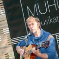 VIDEO JA FOTOD: Jaan Tätte laulis sisse Muhu Muusikatalu, kus hakkab toimuma 20. Juu Jääbi festival!