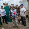 Красный Крест не смог распределить гуманитарную помощь в Луганске из-за артобстрела