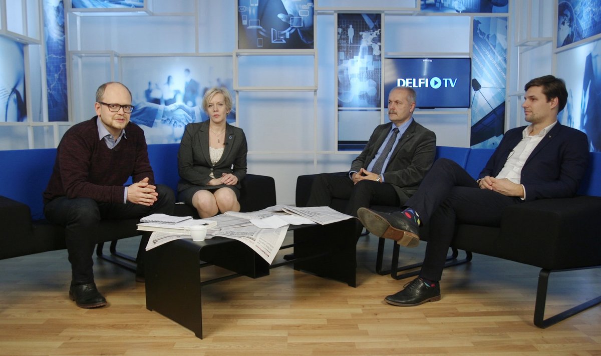 Delfi TV "Arvamusstuudio": saatejuht Alo Raun, Monika Haukanõmm (Vabaerakond), Henn Põlluaas (EKRE), Kalle Palling (Reformierakond)