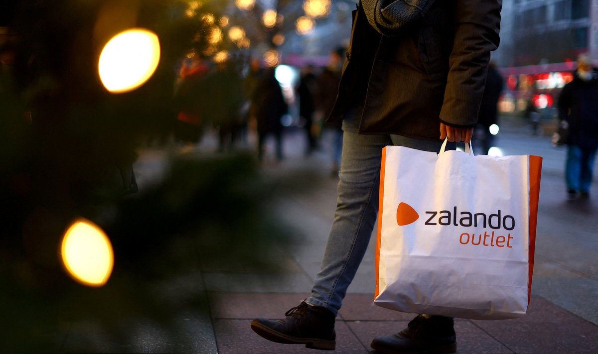 Zalando aasta esimese kolme kvartali müügitulu ulatus 7,3 miljardi euroni. About You raporteerib oma tulemustest aga harvemini, kui viimati anti teada, et praeguse majandusaasta esimese poolaasta jooksul ulatus müügitulu 0,97 miljardi euroni.