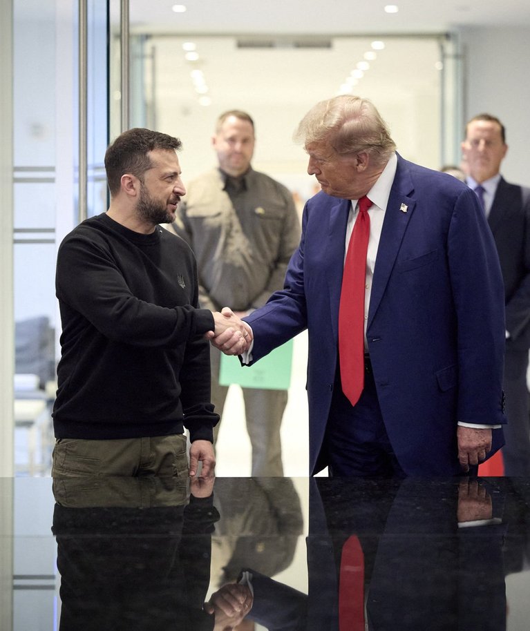 Volodõmõr Zelenskõi ja Donald Trump 27. septembril 2024 New Yorgis