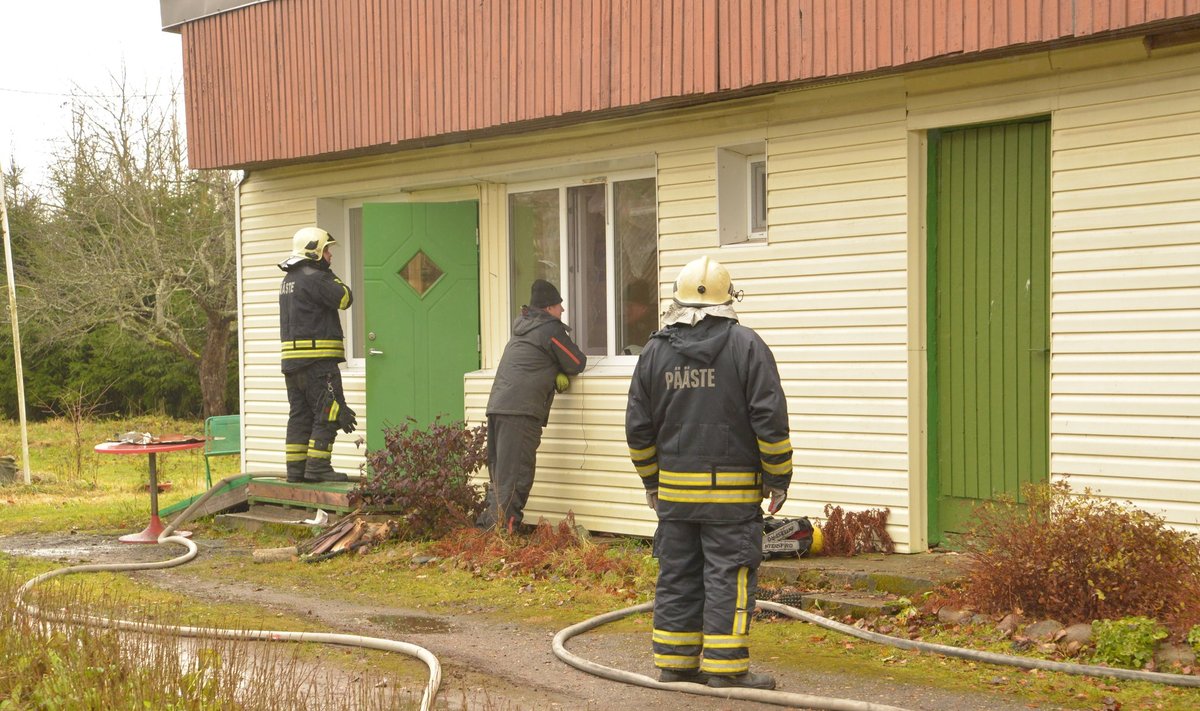 Viljandimaal Valma küla tulekahju