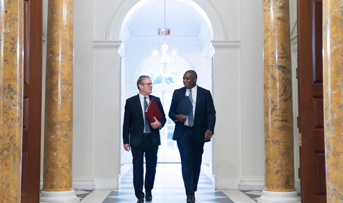 Ühendkuningriigi peaminister Keir Starmer ja välisminister David Lammy