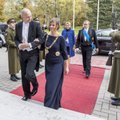 Presidendi abikaasa Georgi-Rene Maksimovski loobub autost ja sekretärist, aga esindustasu hakkab saama