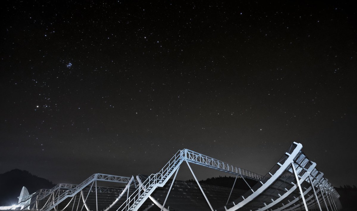 Kanadas asuv CHIME teleskoop, mis kiired raadiopursked tuvastas.