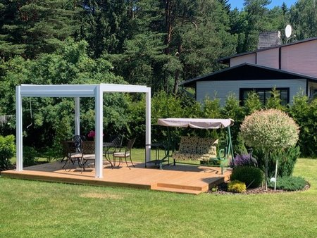 Sky Pergola varikatus kliendi kodus