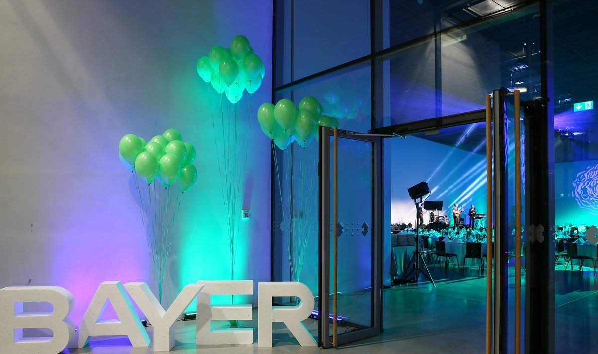 Firma Bayer pidas konverentsi ja aastalõpupidu.