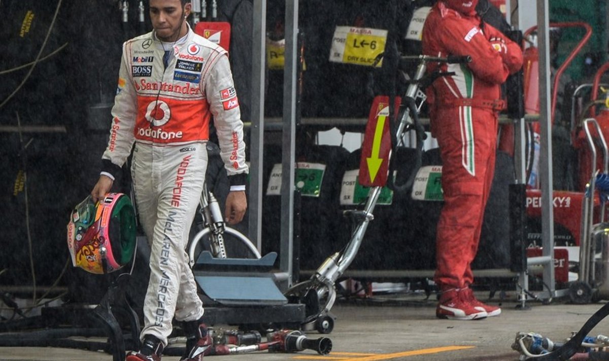 Pettunud Lewis Hamilton