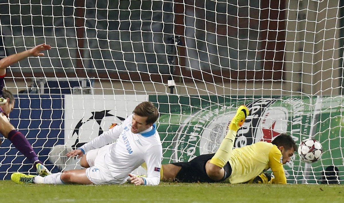 Austria Vienna's Jun scores a goal against Zenit St Petersburg during their Champions League soccer match in Vienna
