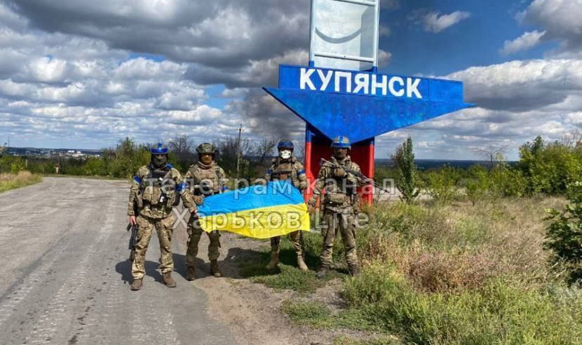 Ukraina sõdurid Kupjanski sissesõidu juures
