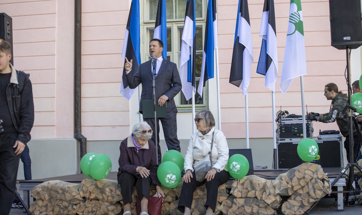 KÜTTEPUUGA JUURTE JUURDE: Show, tsirkus, skeemid maksumaksja raha eest ja ärimeestega. Keskerakond soovib naasta hiilgeaegade põhimõtete juurde.