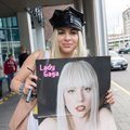 FOTOD: Lady Gaga fännid ootavad emakoletist!
