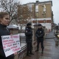 ФОТО И ВИДЕО: Москвичи устроили пикеты у посольства Турции после атаки на Су-24