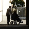 Kohus määras Berlusconile aasta ühiskonnale kasulikku tööd eakate hooldekodus