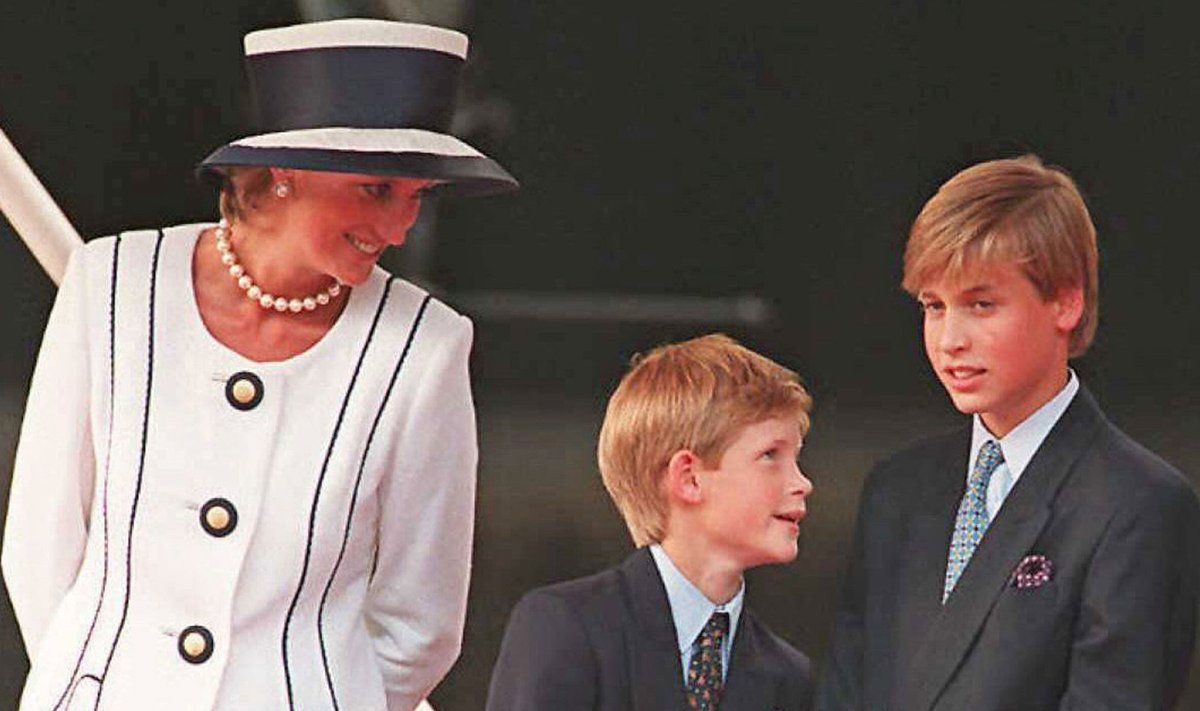 Printsess Diana aastal 1995 poegade Harry ja Williamiga