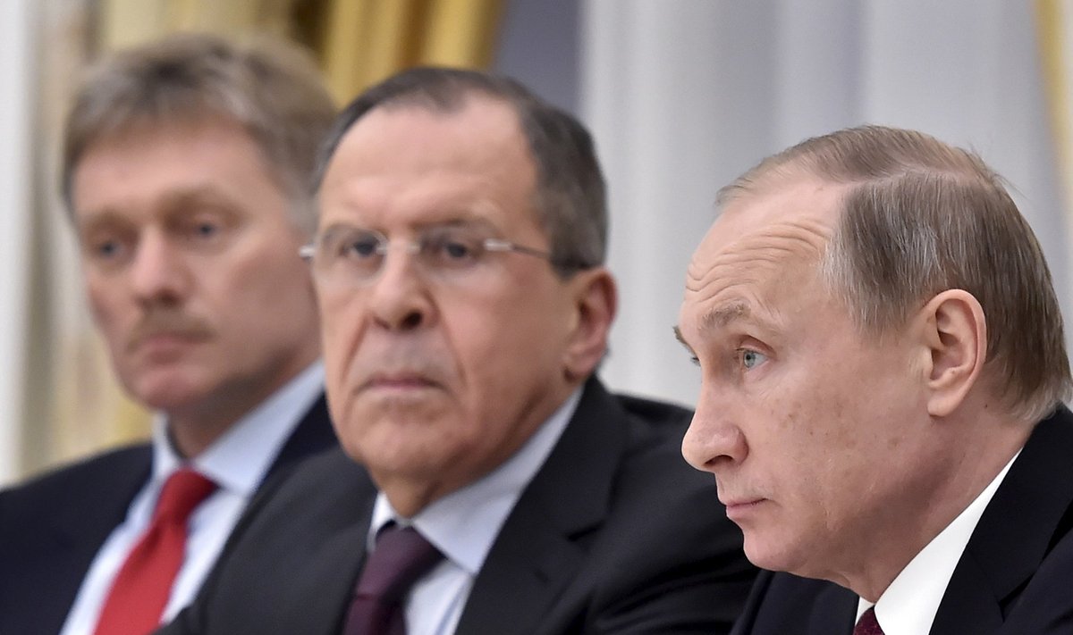 Dmitri Peskov, Sergei Lavrov, Vladimir Putin