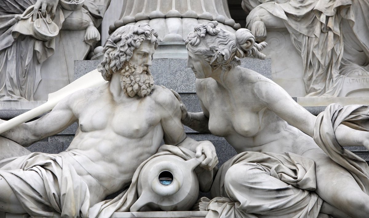 Pallas Athena purskkaev Viini raekoja ees Austrias