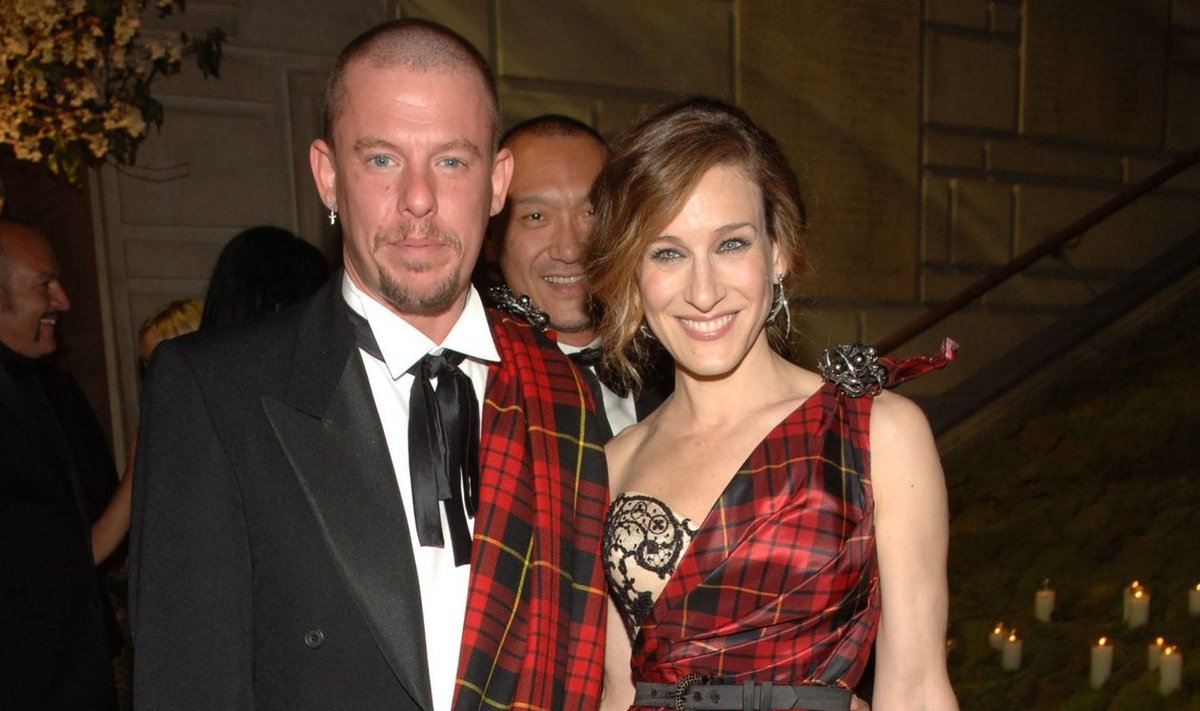 Alexander McQueen ja Sarah Jessica Parker 2006. aastal.