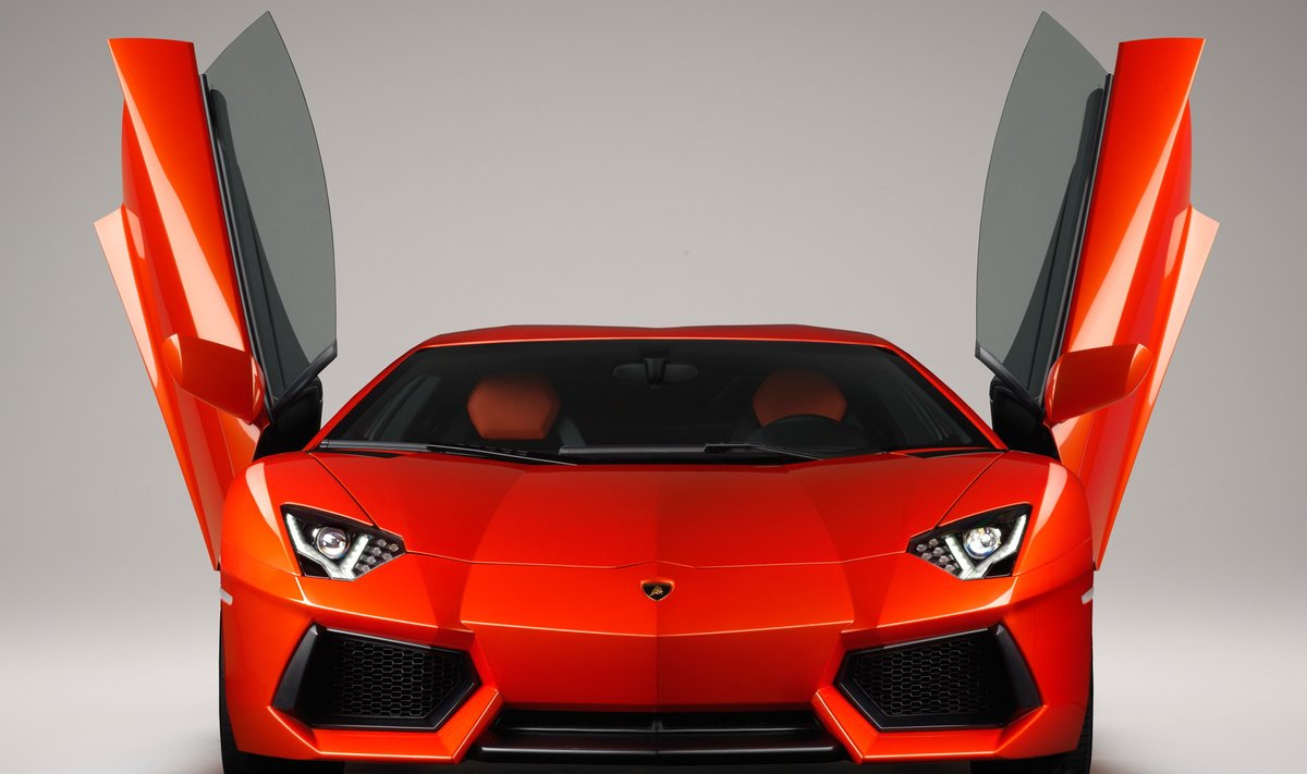 KALLIS OSTA, KALLIS PIDADA: Lamborghini Aventador läks tootmisse aastal 2011 ja maksab uuena üle 300 000 euro.