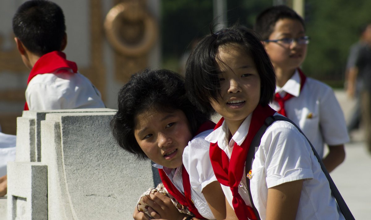 Põhjalikult ajupestud Põhja-Korea noored.