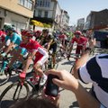 VIDEO: Taaramäe tiimikaaslane üritas Vueltal pika soolosõiduga etapivõitu