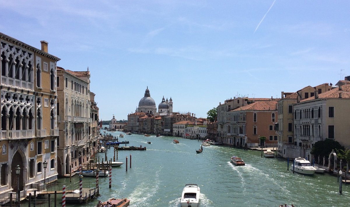 Знаменитый Grand canal в Италии, Венеция.  Лето 2016