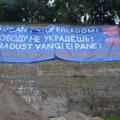 Fläsh! Pussy Riotile pühendatud vabaduse plagu Narva bastioni seinal